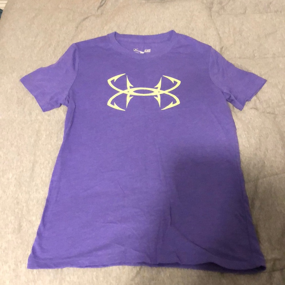 under armour big logo fish hook tee